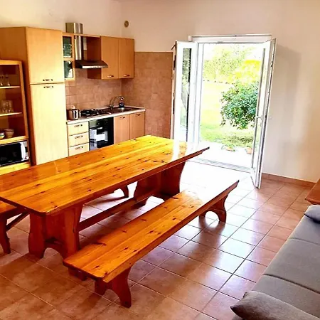 בית נופש Paradise *